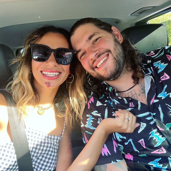 Meet your Posher, Kella - Picture 1 of 1